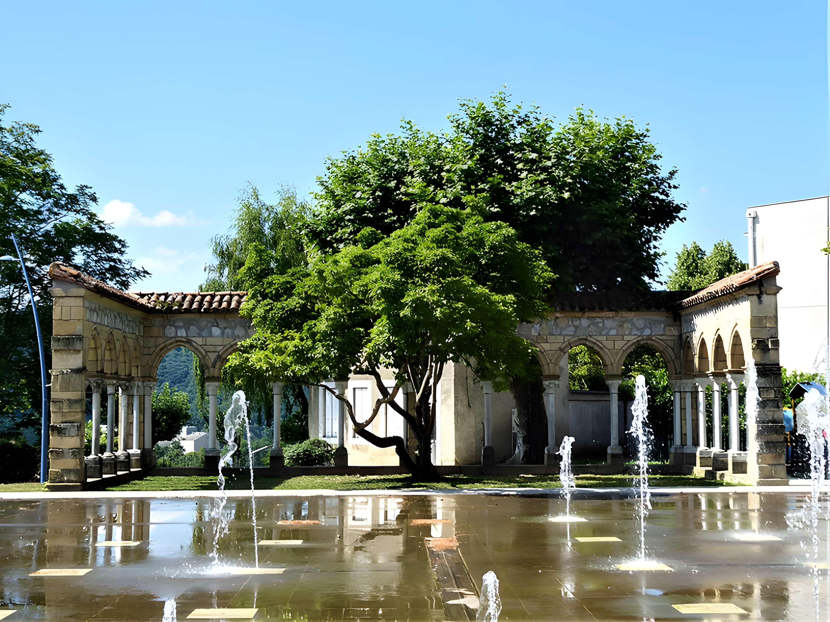Ancienne abbaye de Bonnefont