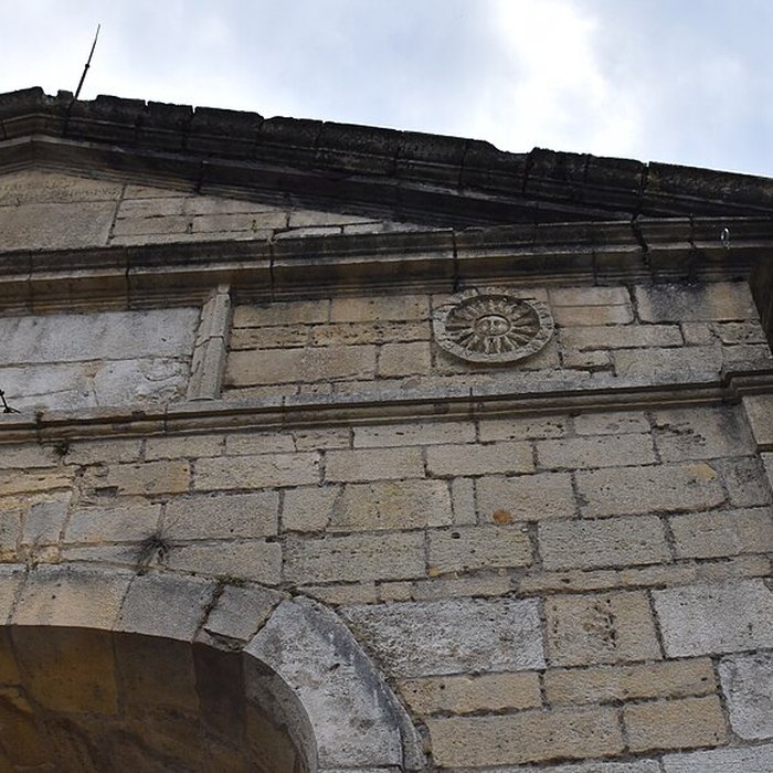 Photo de Pont, porte de pont et porte de ville