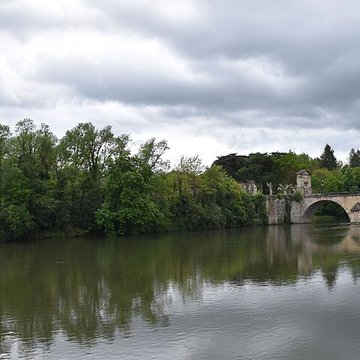 Pont, porte de pont et porte de ville