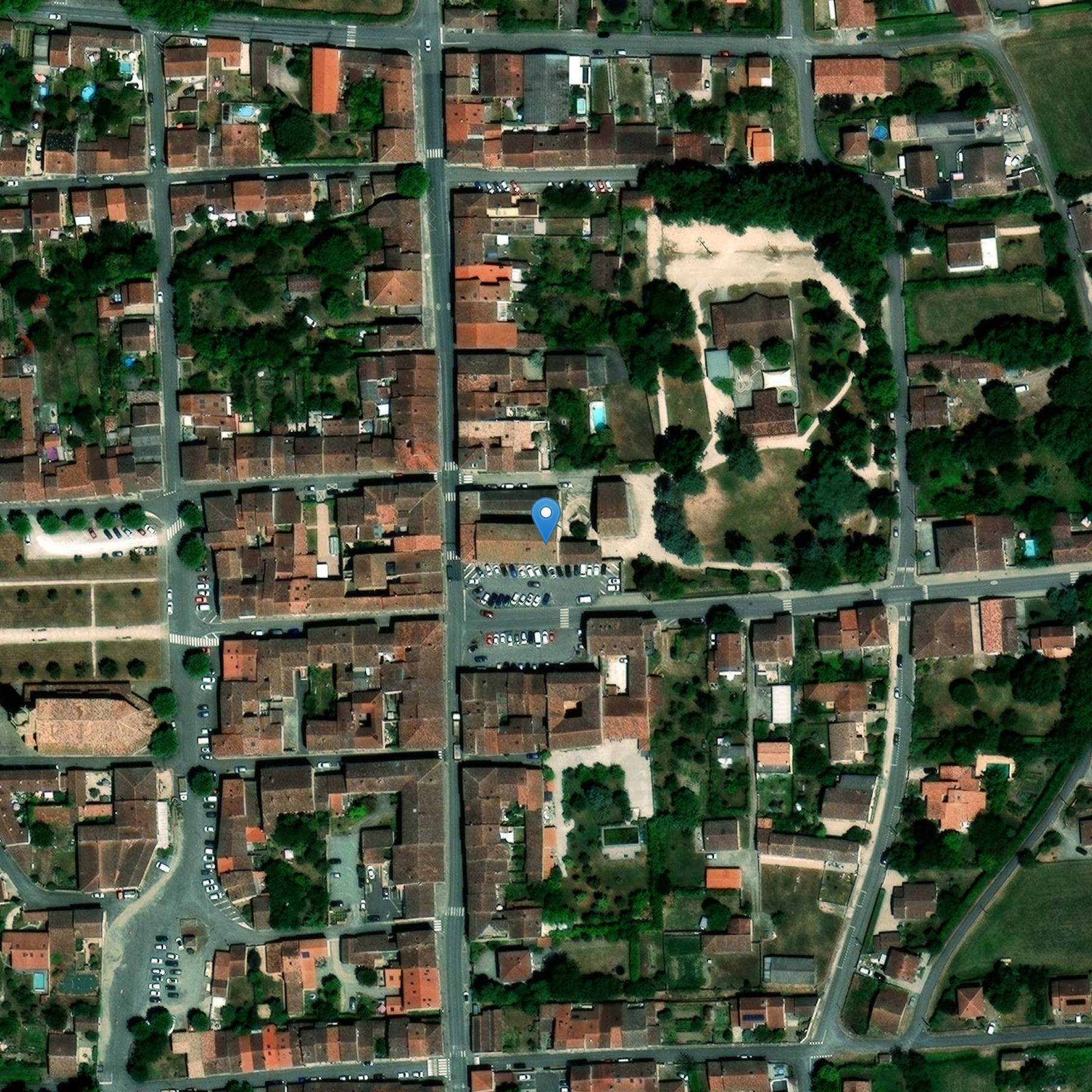 Photo de Stadhuis en vierkante huizen