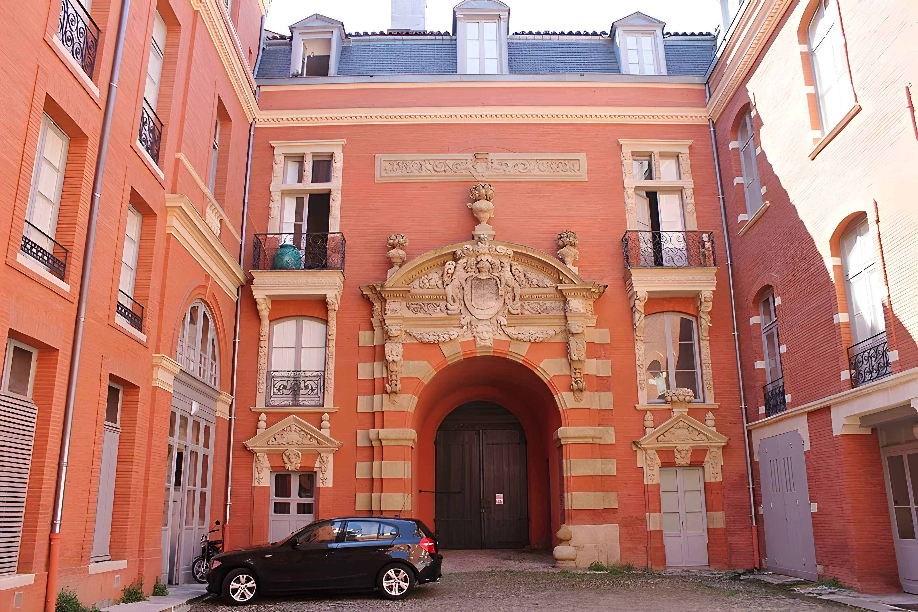 Ancien hôtel Jean du Barry