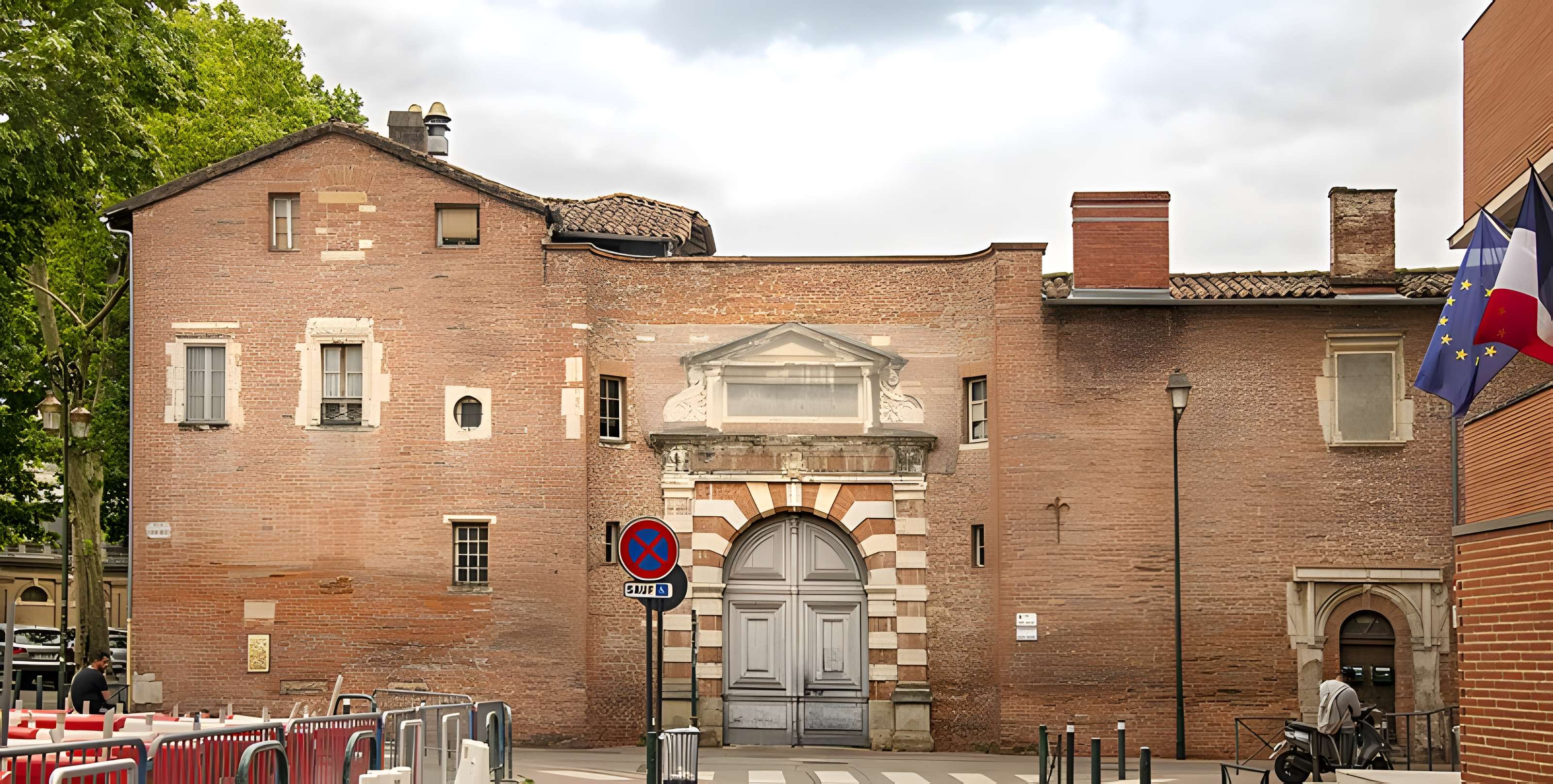 Ancien hôtel Jean du Barry