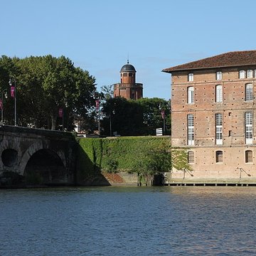 Château deau et station de pompage