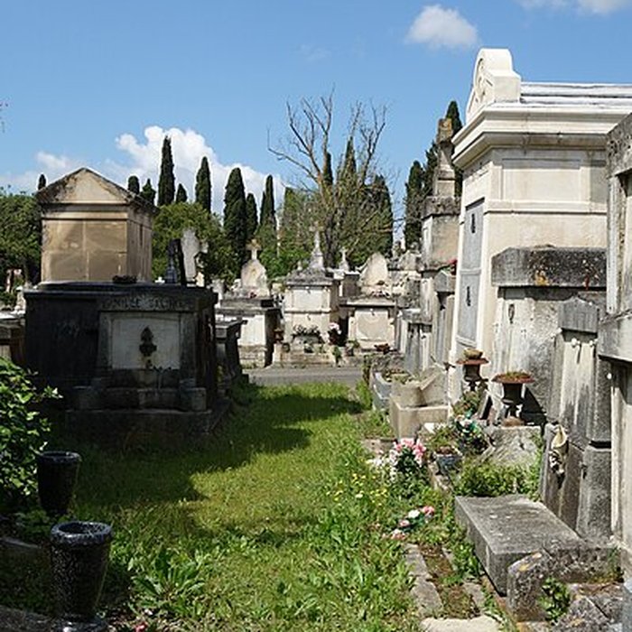 Photo de Entrée du cimetière de Terre-Cabade