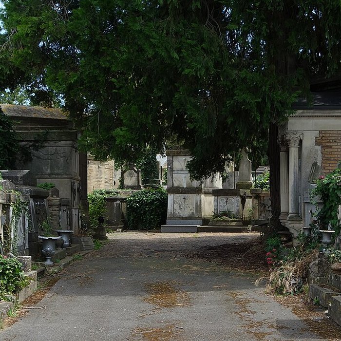 Photo de Entrée du cimetière de Terre-Cabade