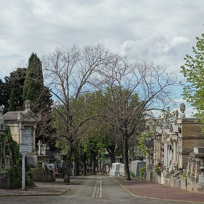 Photo de Entrée du cimetière de Terre-Cabade
