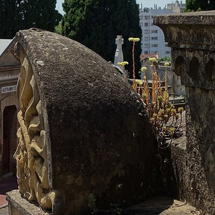 Photo de Entrée du cimetière de Terre-Cabade
