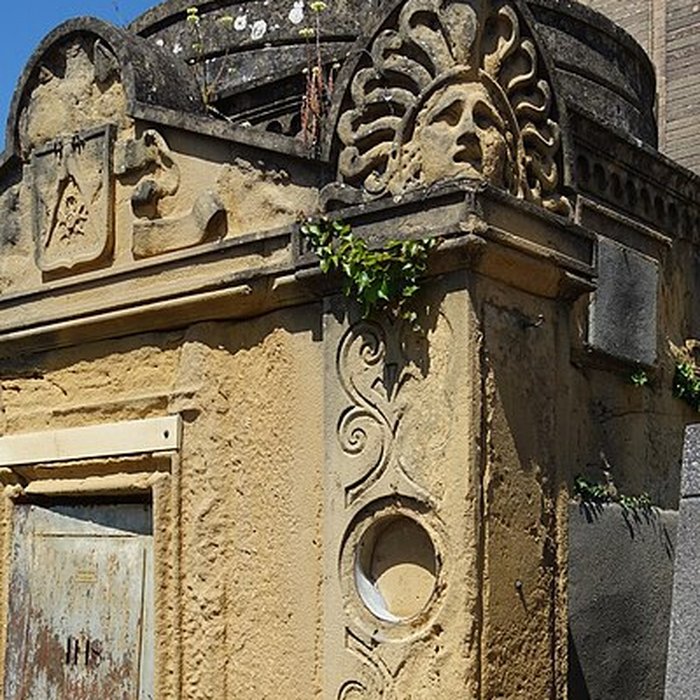 Photo de Entrée du cimetière de Terre-Cabade