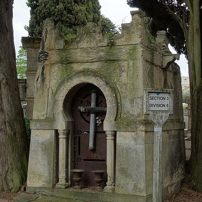Photo de Entrée du cimetière de Terre-Cabade