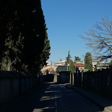 Entrée du cimetière de Terre-Cabade
