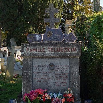 Entrée du cimetière de Terre-Cabade