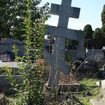Entrée du cimetière de Terre-Cabade