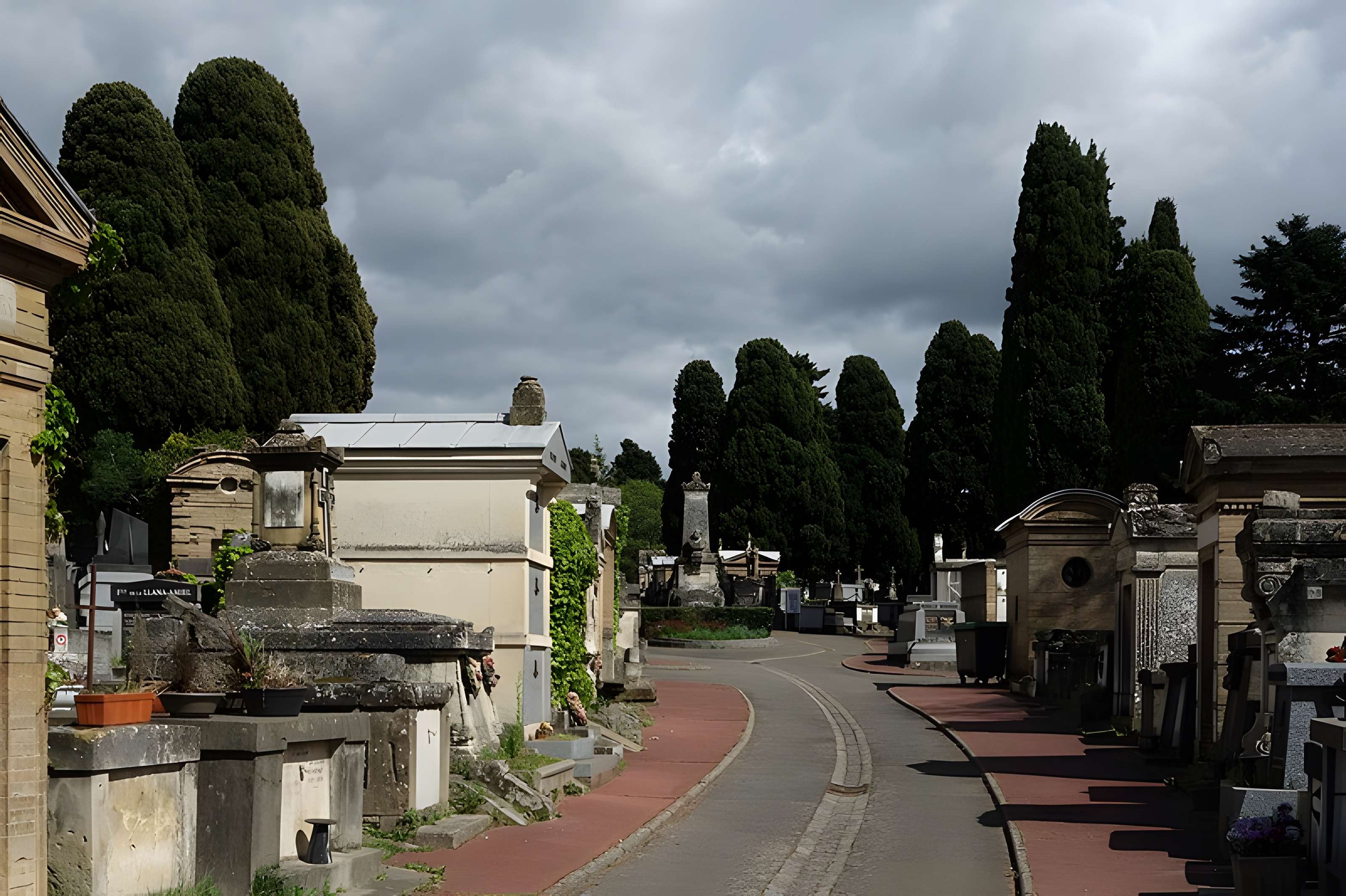Entrée du cimetière de Terre-Cabade