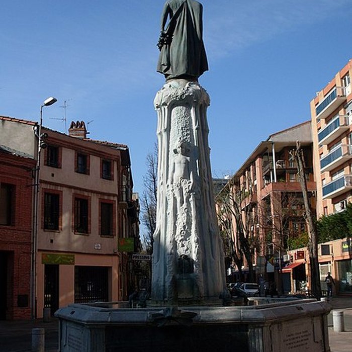 Photo de Fontaine de la Poésie romane
