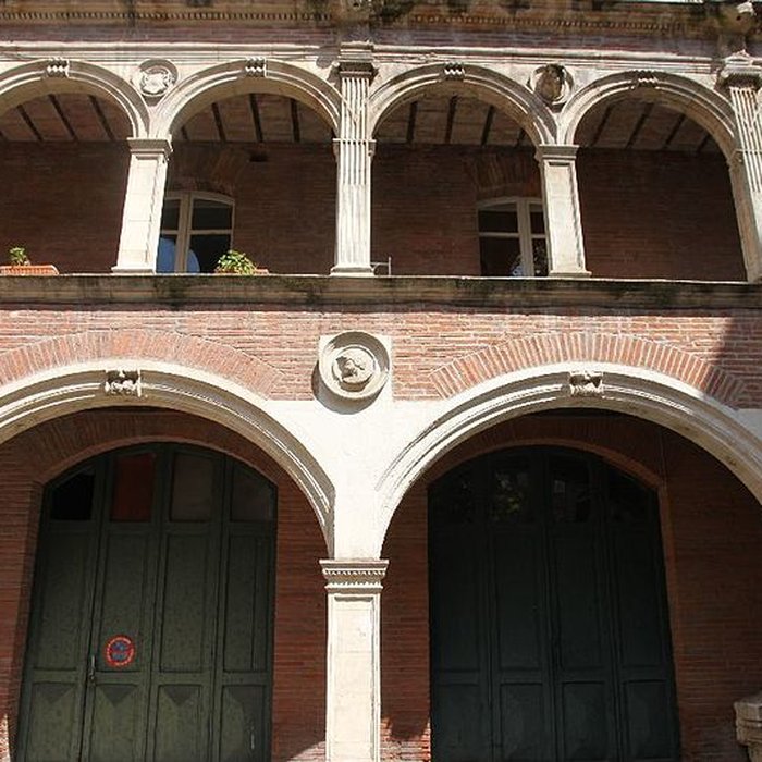 Photo de Hôtel de Pins et hôtel Antonin