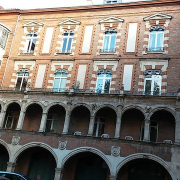 Hôtel de Pins et hôtel Antonin