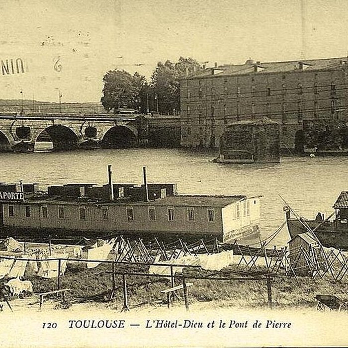 Photo de Hôtel-Dieu