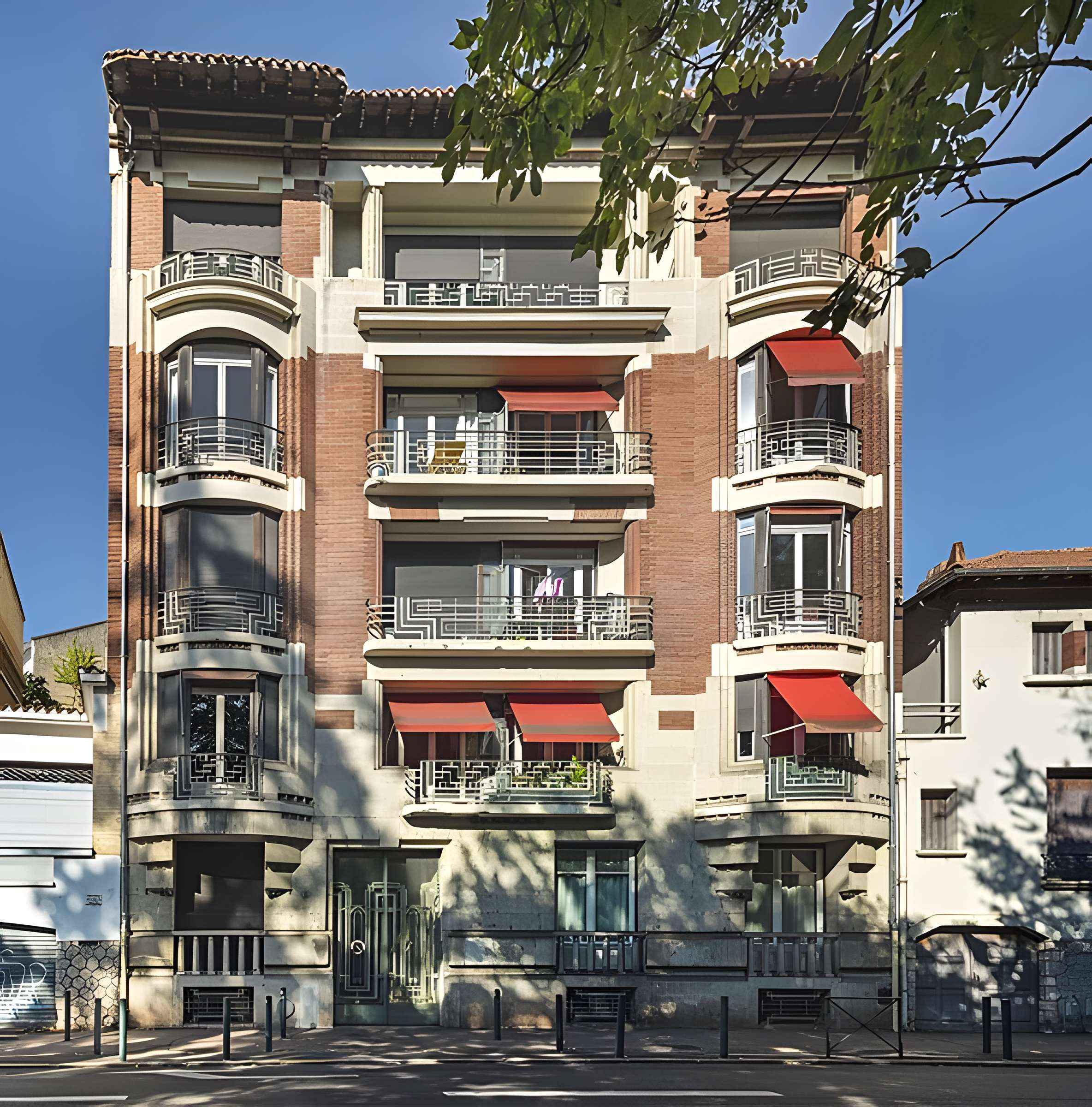 Immeuble situé 2 square Boulingrin