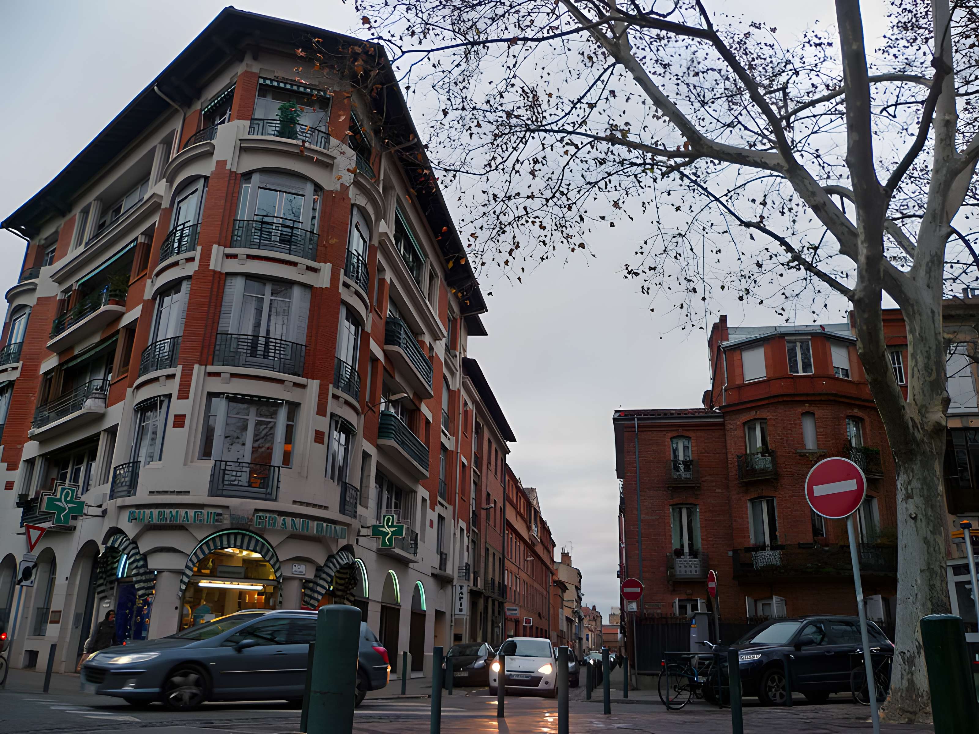 Immeuble situé 2 square Boulingrin
