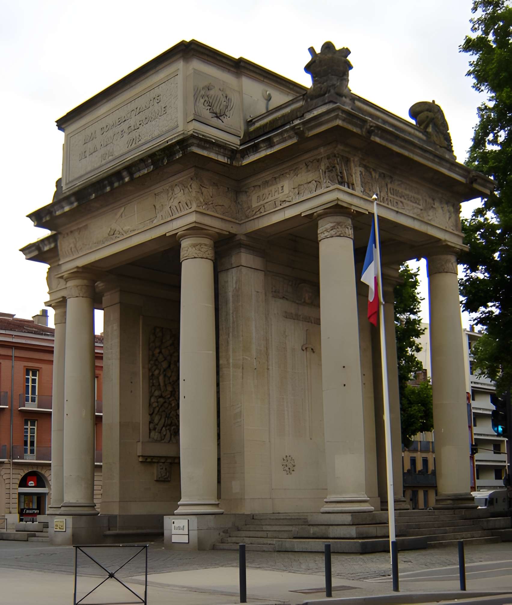 Monument aux morts de la guerre de 1914-1918 des quartiers Bayard, Matabiau, Concorde et Chalets