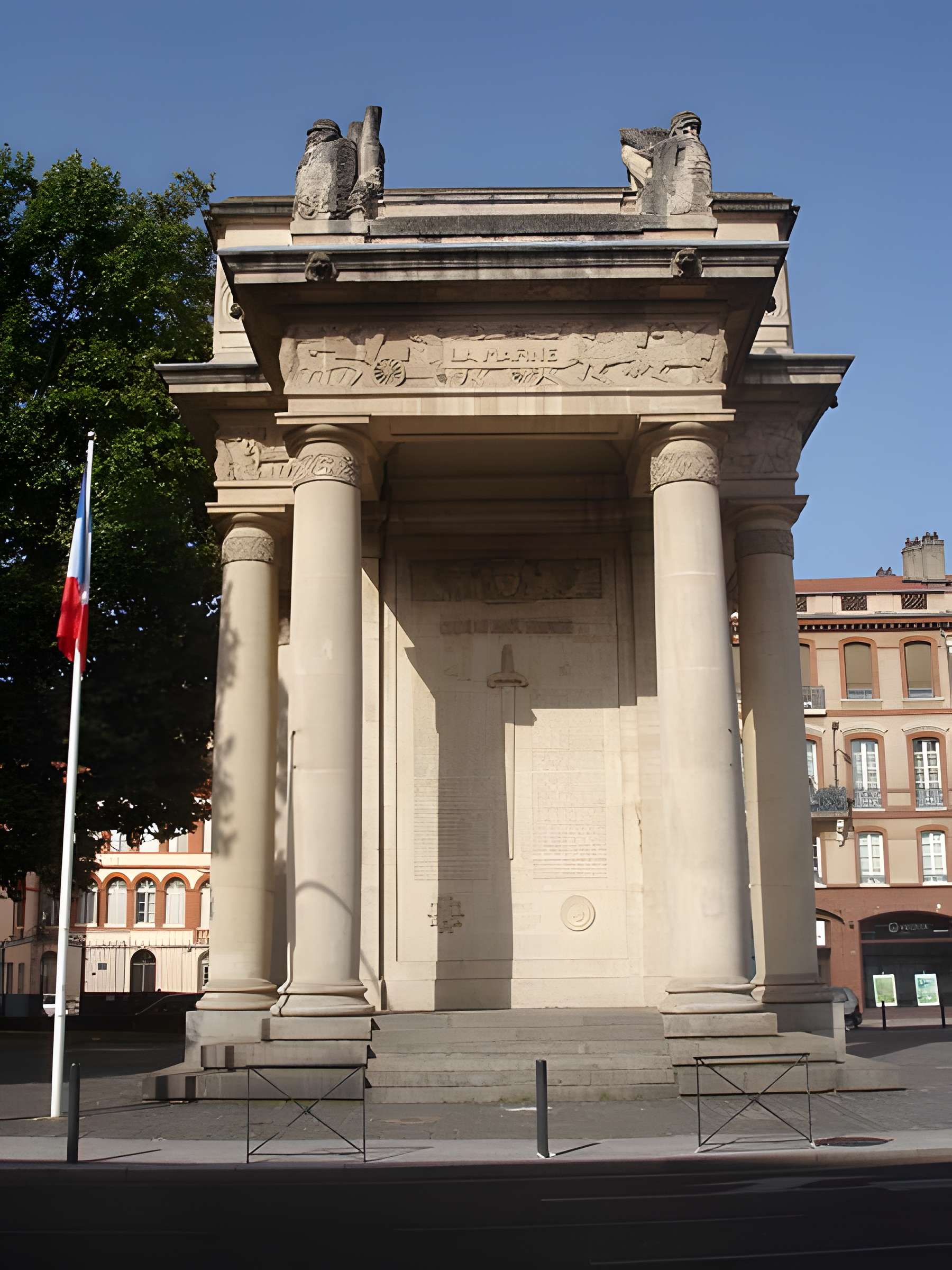 Monument aux morts de la guerre de 1914-1918 des quartiers Bayard, Matabiau, Concorde et Chalets