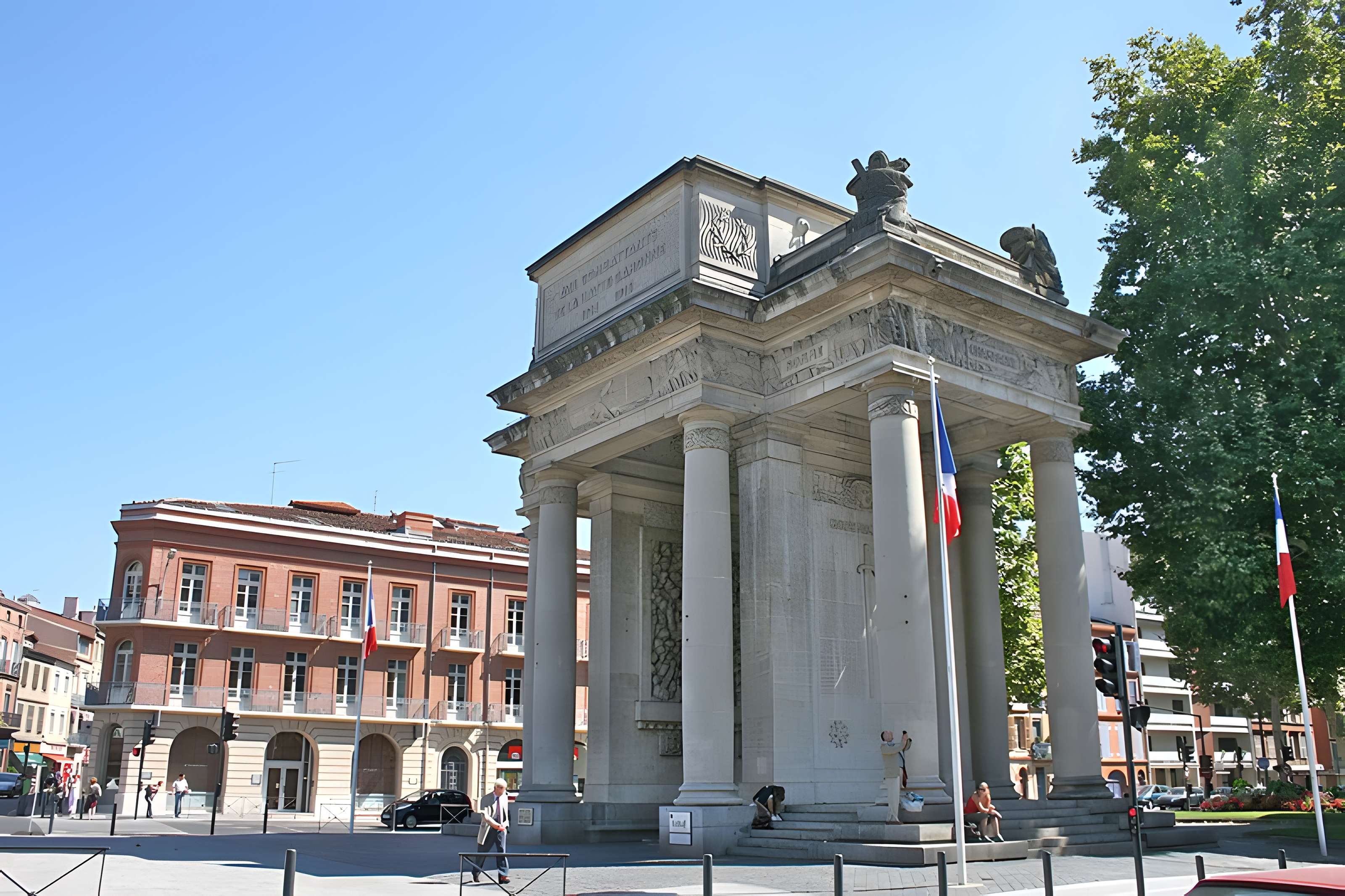 Monument aux morts de la guerre de 1914-1918 des quartiers Bayard, Matabiau, Concorde et Chalets