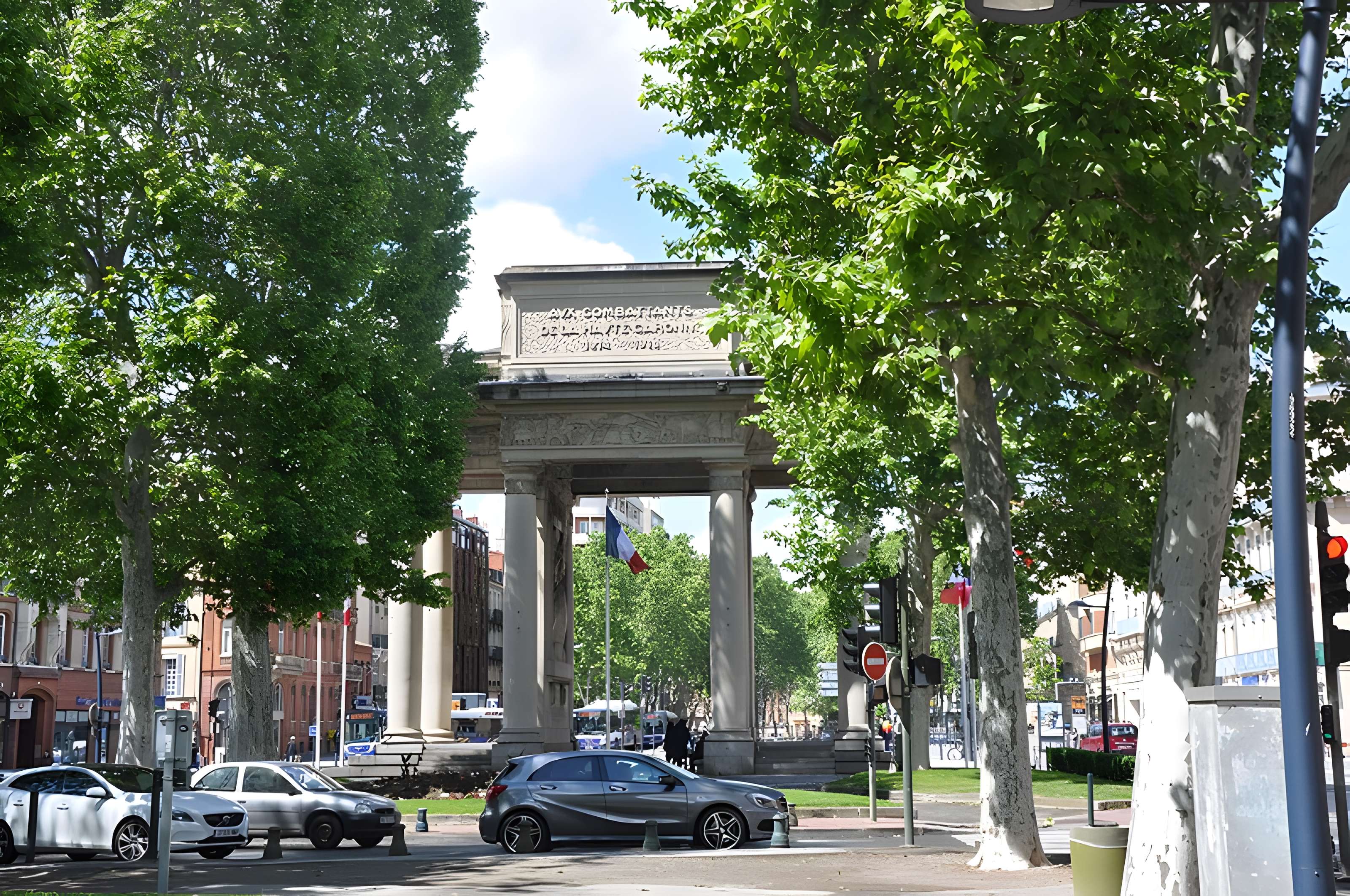 Monument aux morts de la guerre de 1914-1918 des quartiers Bayard, Matabiau, Concorde et Chalets
