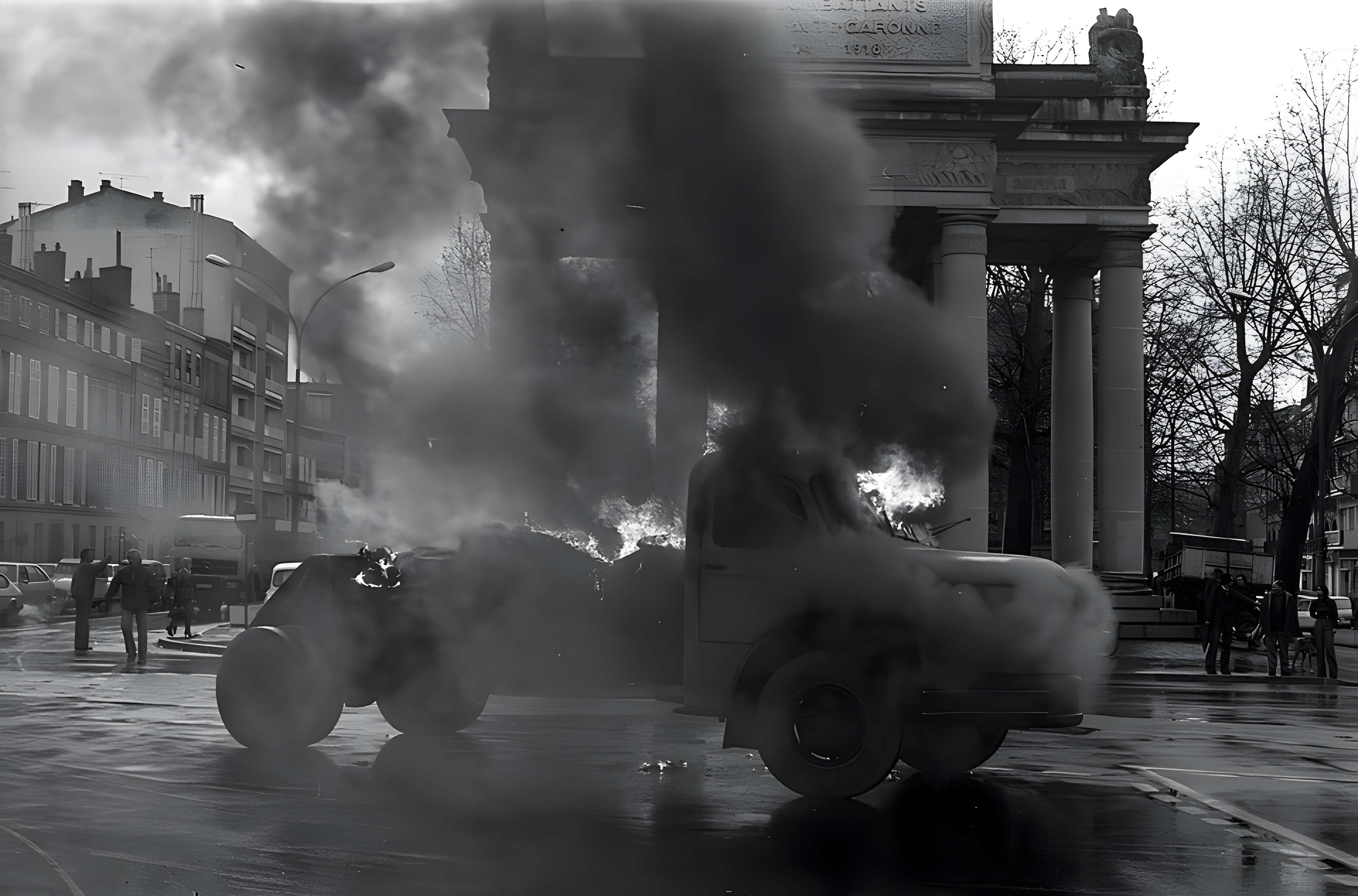 Monument aux morts de la guerre de 1914-1918 des quartiers Bayard, Matabiau, Concorde et Chalets