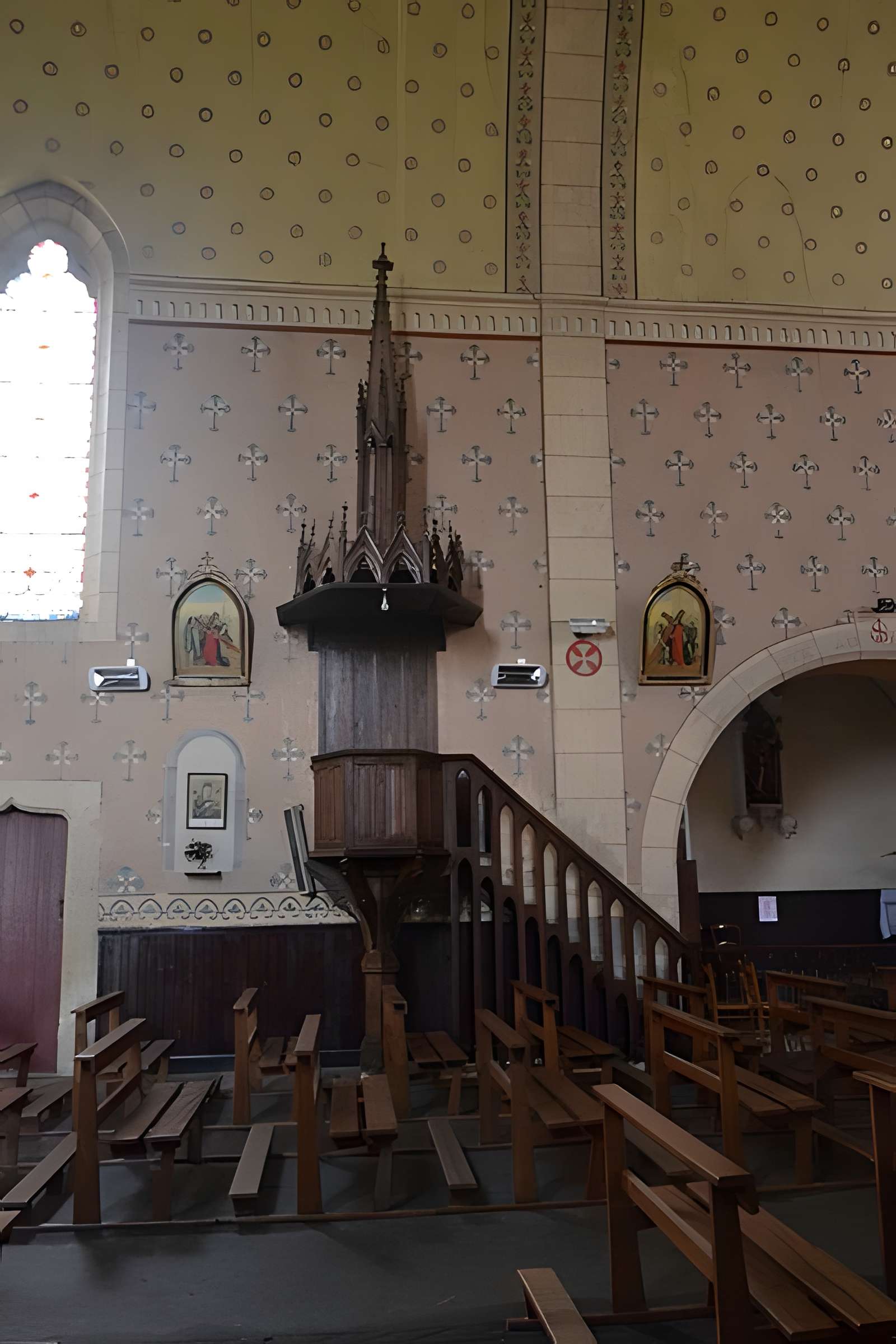 Église de la Nativité de Notre-Dame