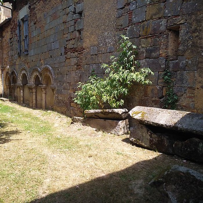 Photo de Restes du cloître