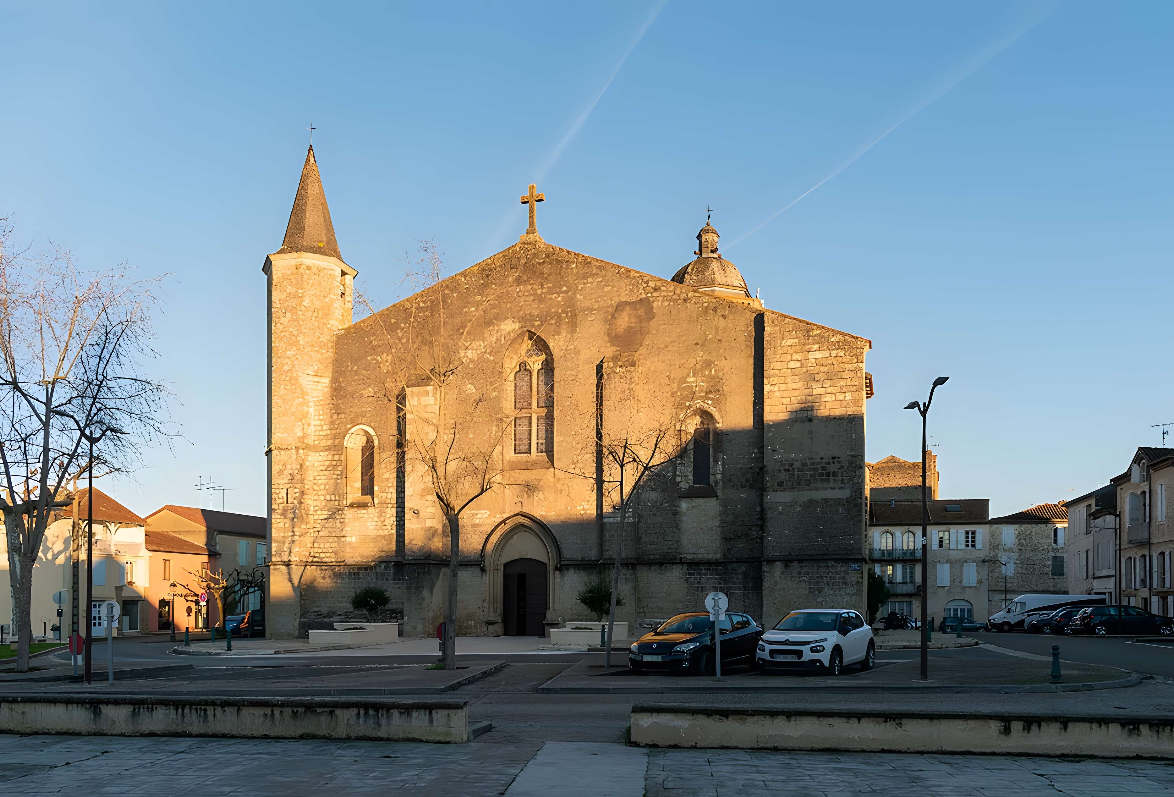 église Saint-Pierre (ancienne collégiale)