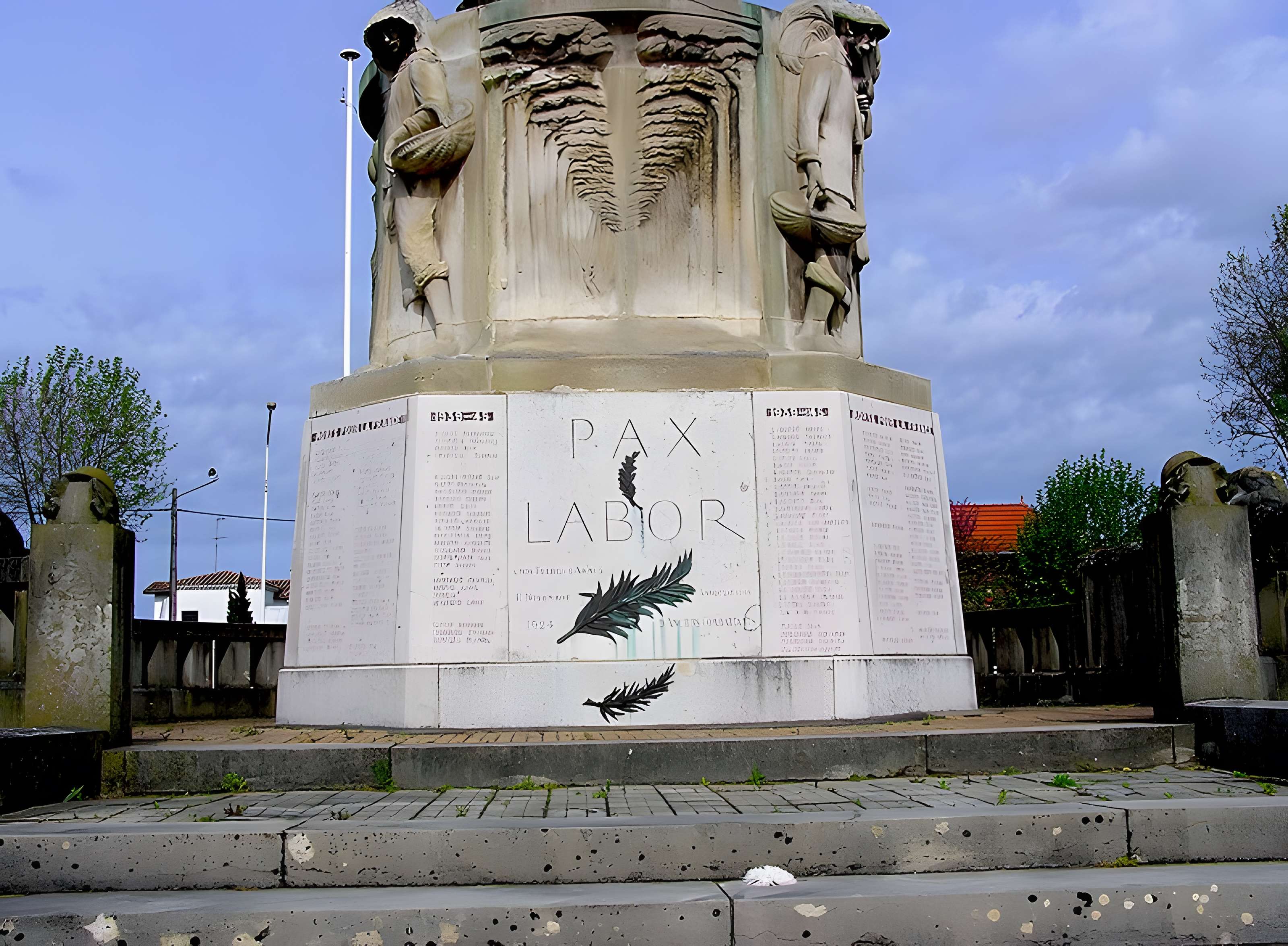 Monument aux Morts de la guerre 14-18