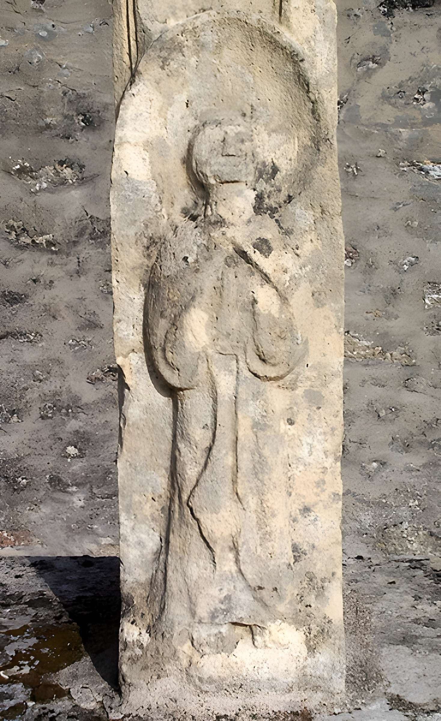 Croix de cimetière du XVIe siècle