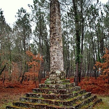 Obélisque dit Croix des Pèlerins