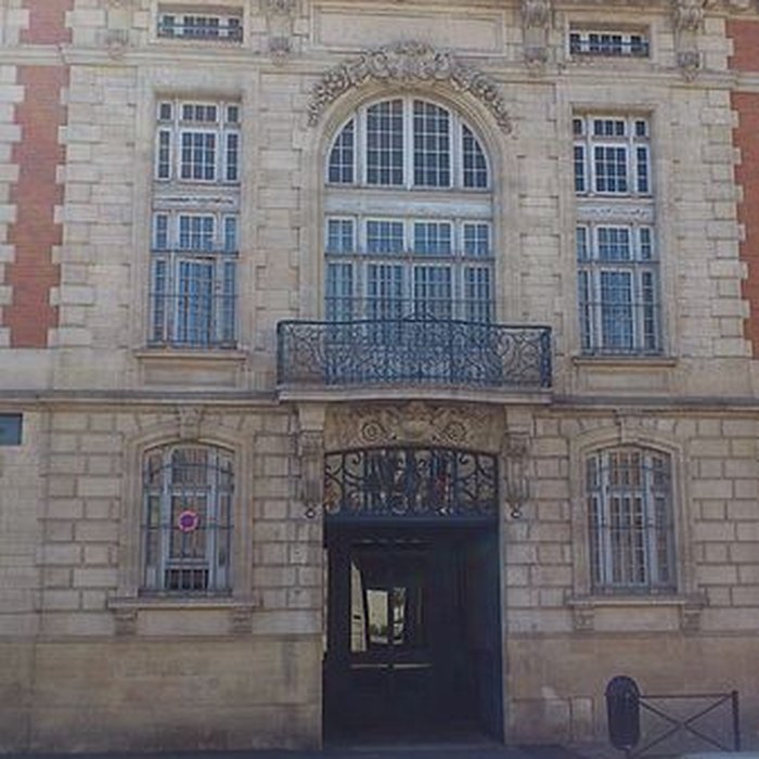 Photo de Distillerie Sécrestat, actuellement musée Goupil