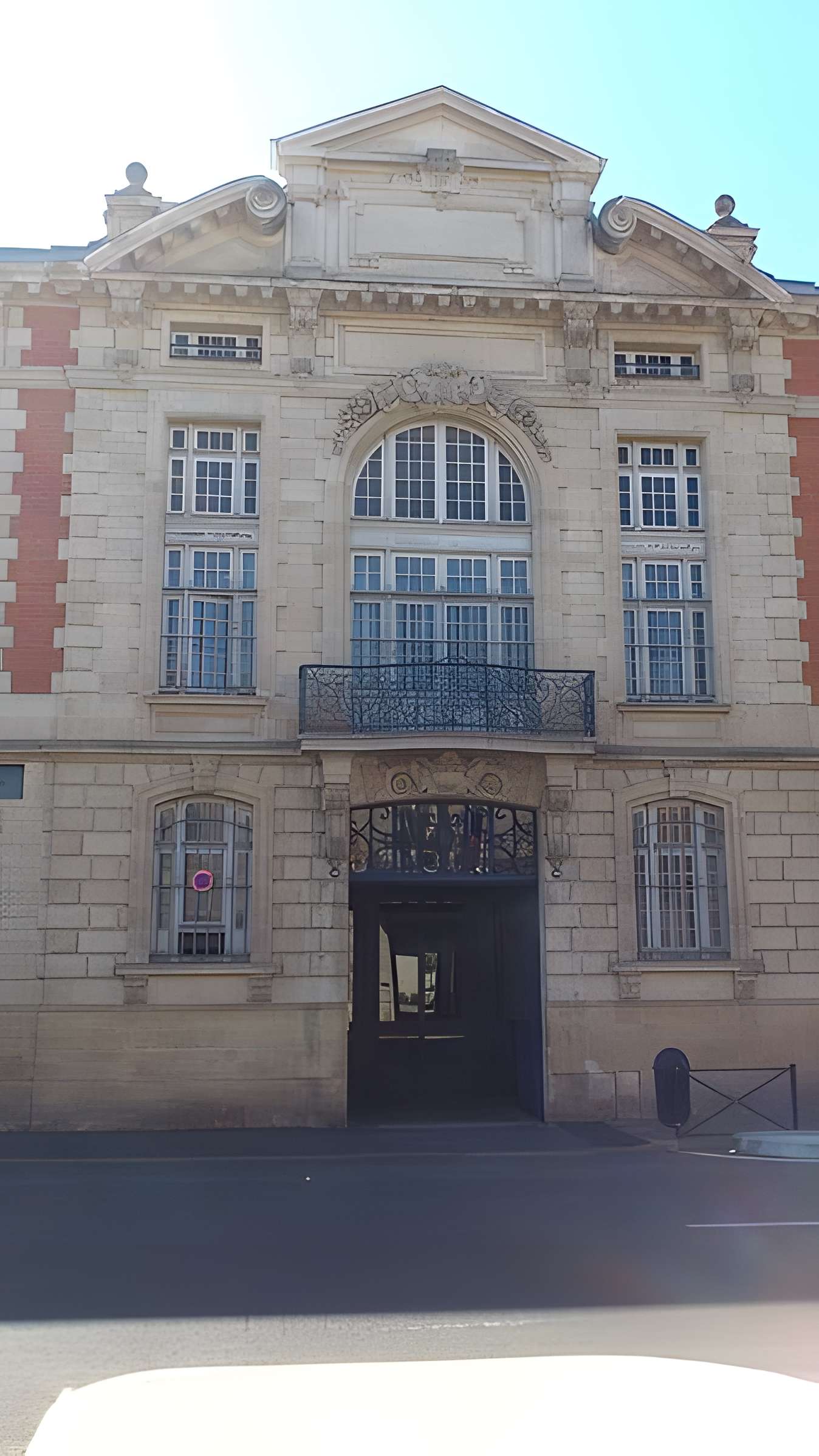 Distillerie Sécrestat, actuellement musée Goupil
