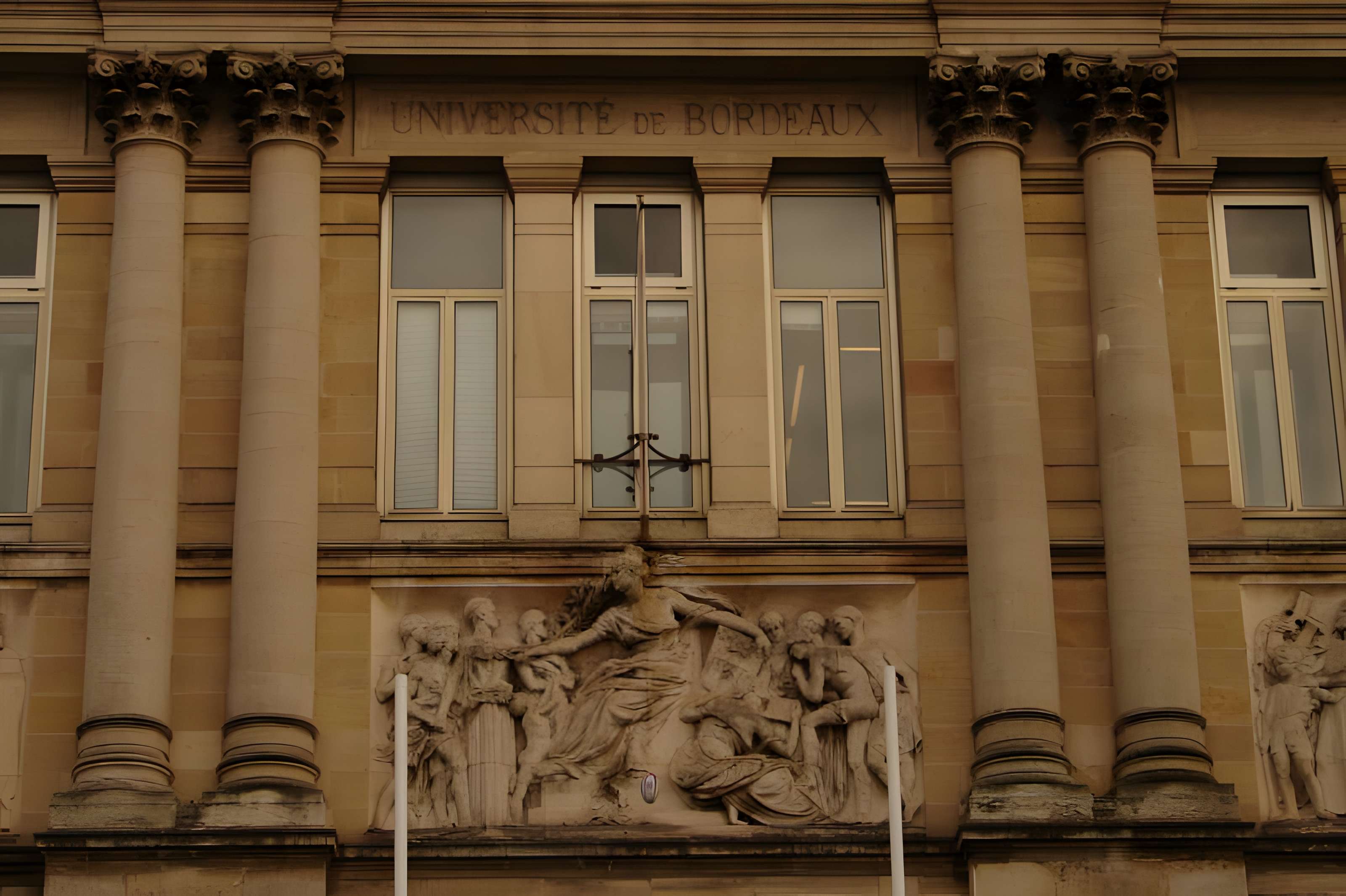 Faculté de médecine et de pharmacie