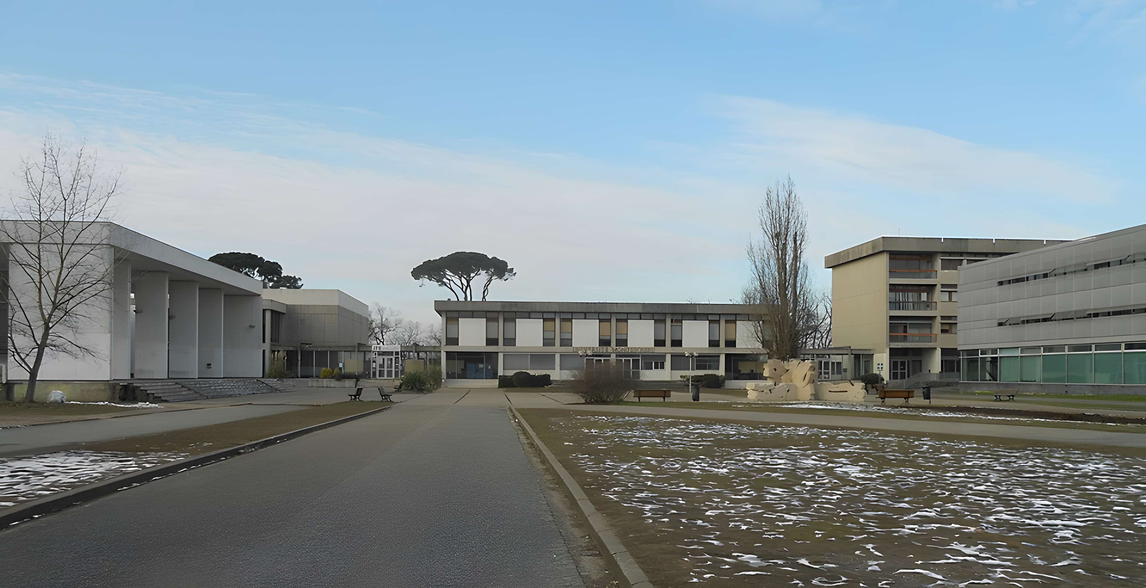 Faculté de médecine et de pharmacie