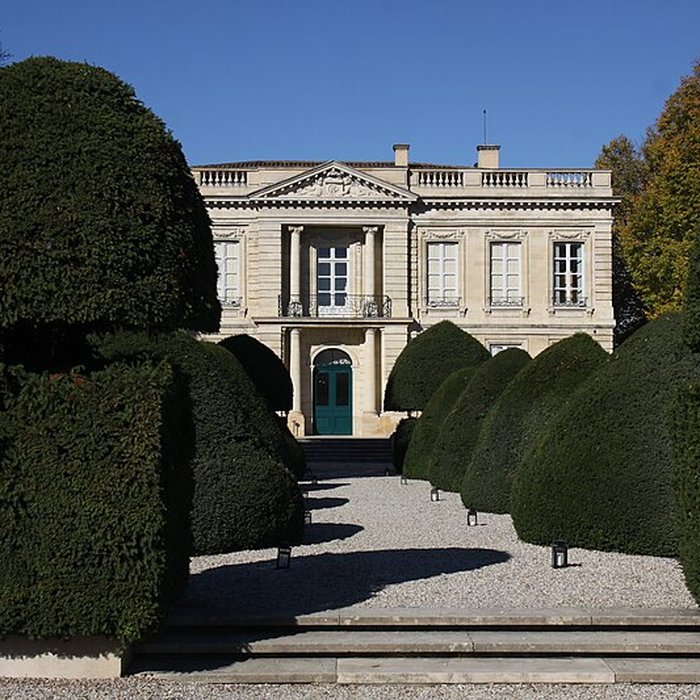 Photo de Hôtel Labottière, ou Maison Tivoli