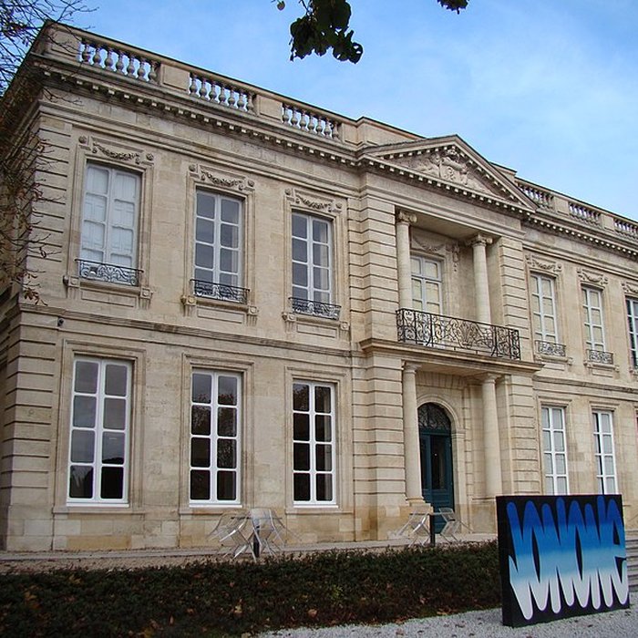 Photo de Hôtel Labottière, ou Maison Tivoli