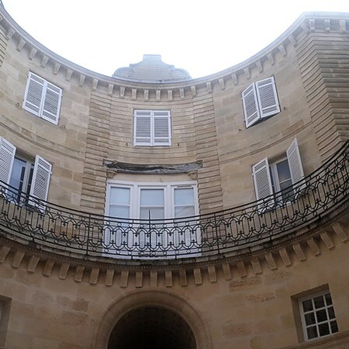 Photo de Hôtel Victoria