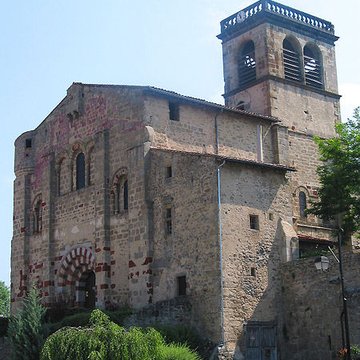 Église Saint-Didier de Saint-Dier-dAuvergne