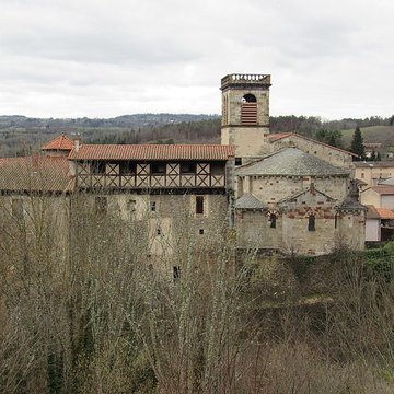 Église Saint-Didier de Saint-Dier-dAuvergne