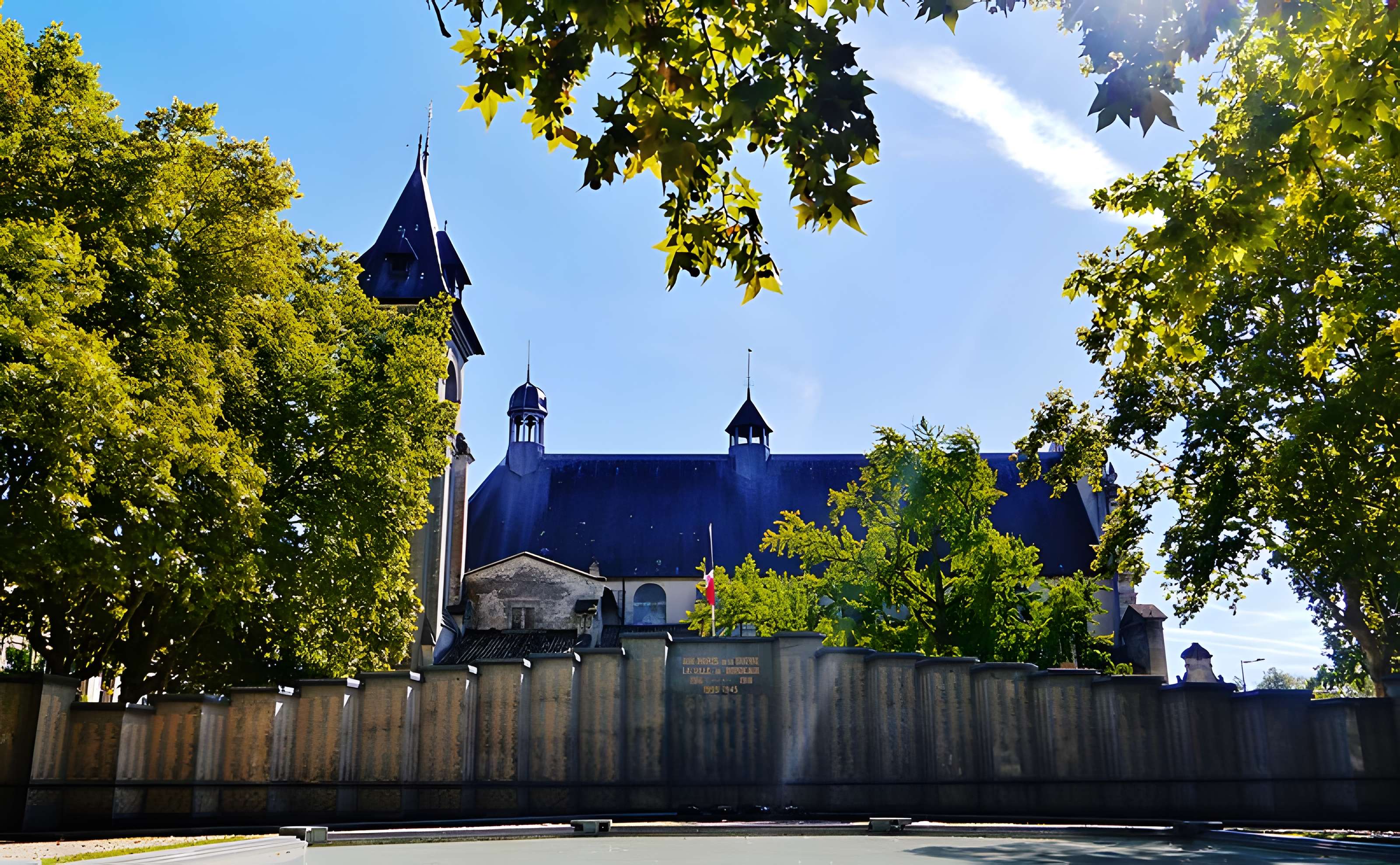 Monument aux Morts de la guerre 14-18