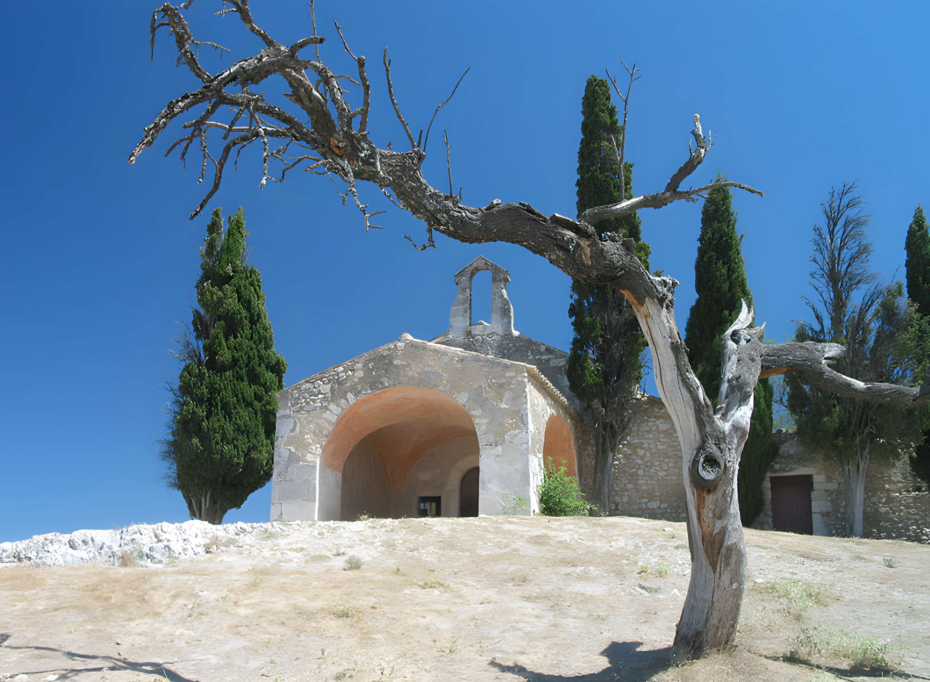 Chapelle Saint-Sixte d'Eygalières