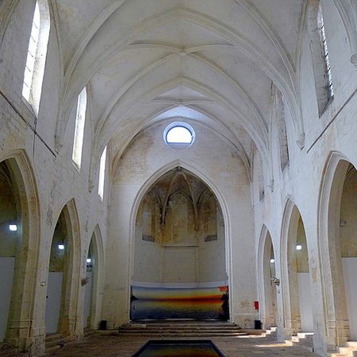 Photo de Église Sainte-Anne dArles