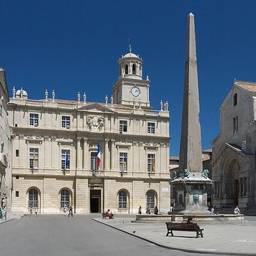 Église Sainte-Anne dArles