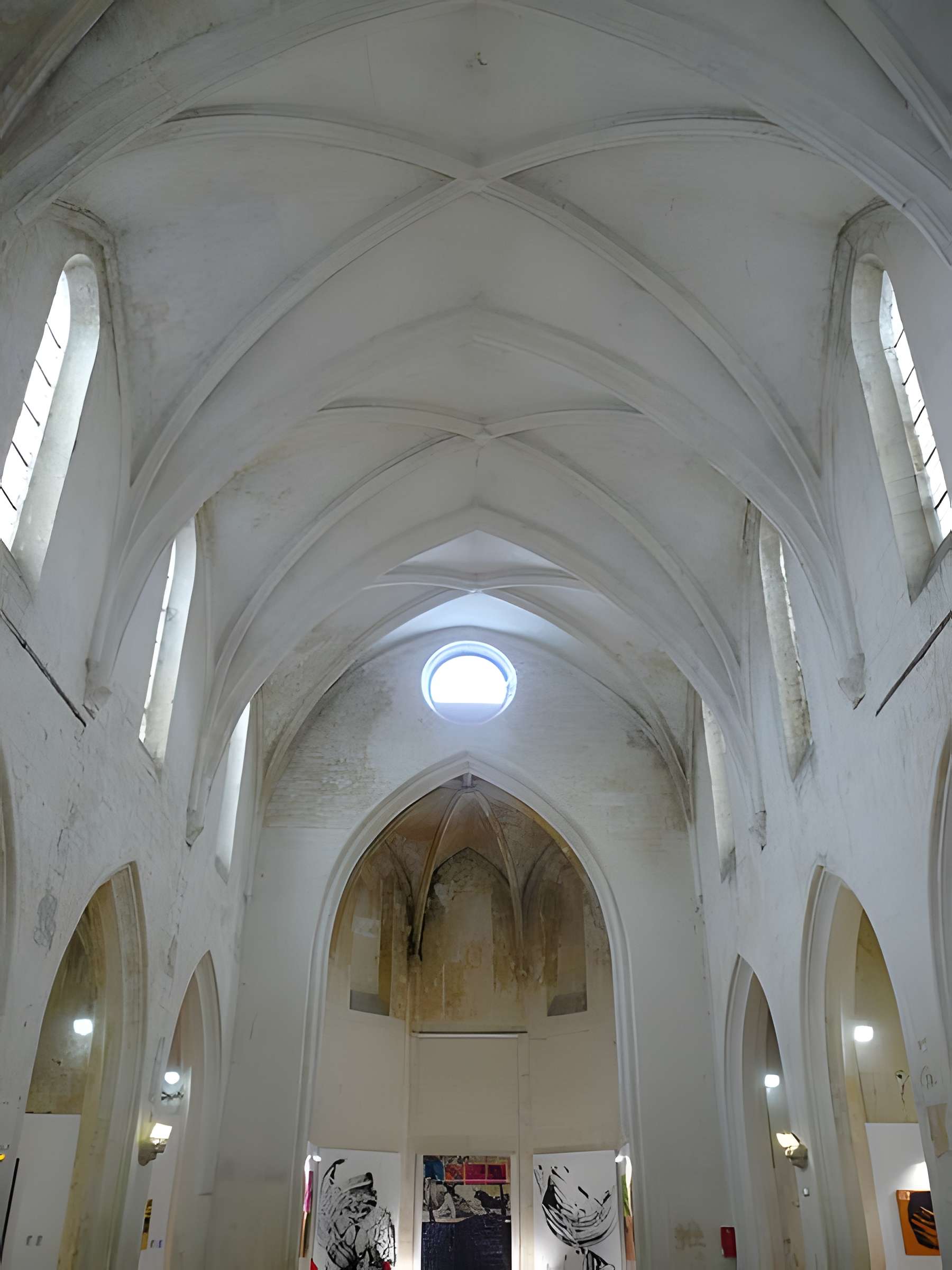 Église Sainte-Anne d'Arles
