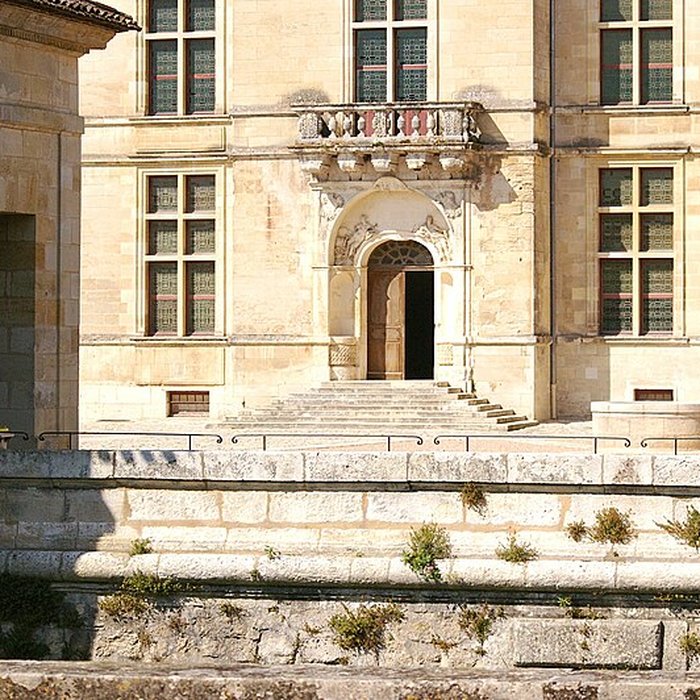 Photo de Ancienne porte du potager des Ducs dEpernon.