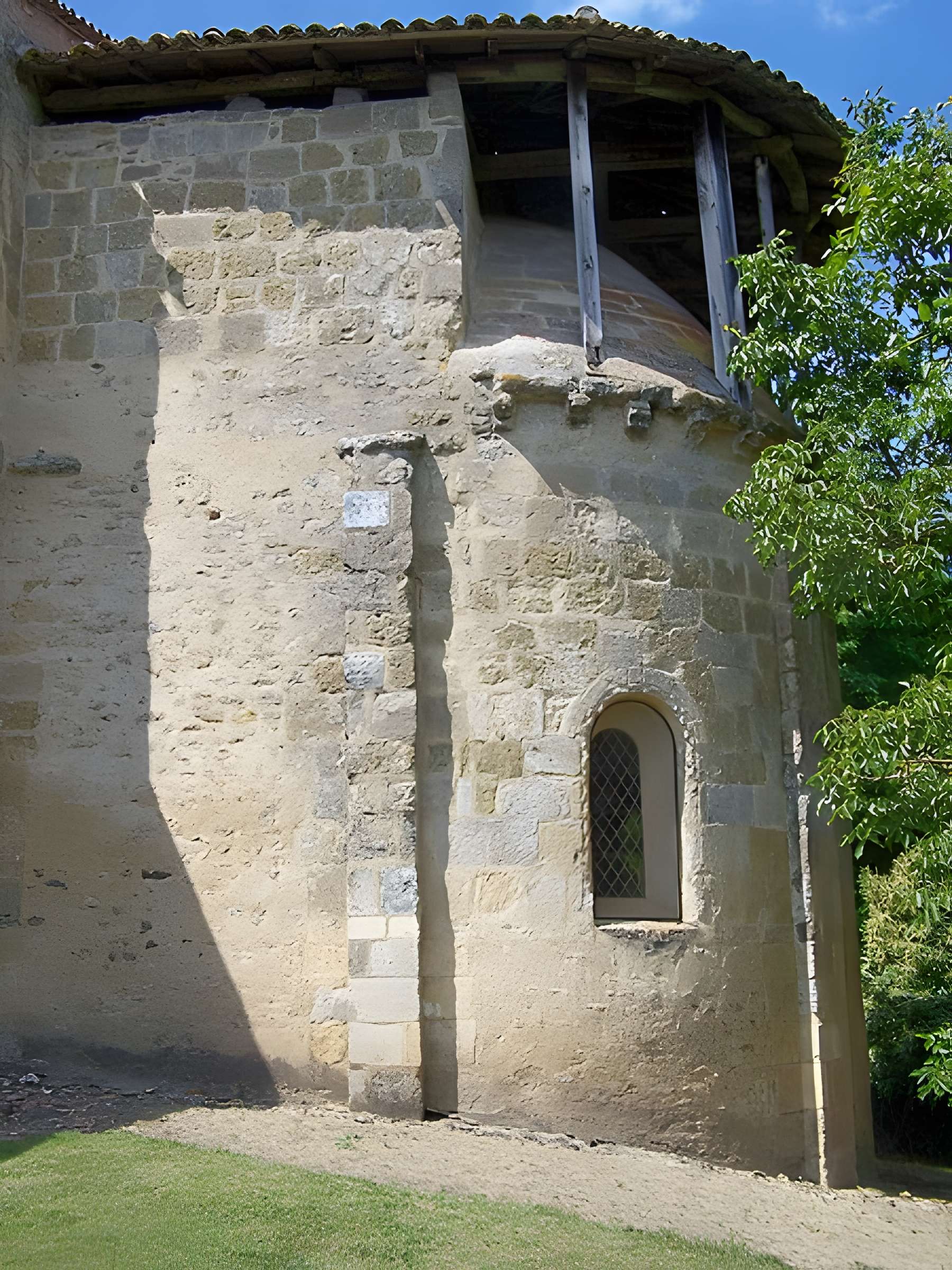 Eglise Saint-Romain de Mazérac